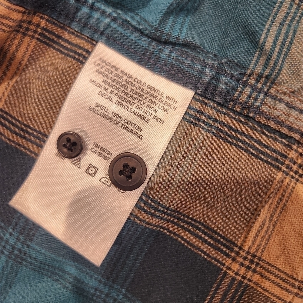 Columbia men's 100% cotton plaid button down - Picture 6 of 9